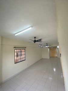 Renovated Super Cheap Partly Furnished Condo At Langat Jaya Condo For Rent