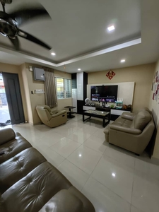 Saujana Damansara 2 Storey Terraced Landed House Renovated Unit for Sale
