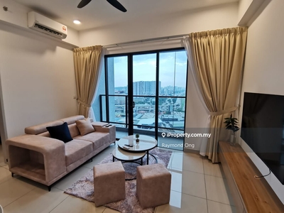 Stylish Interior Design Fully Furnish with Nice View with Parking