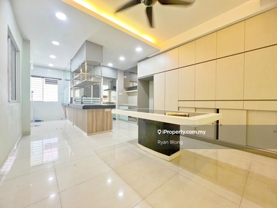 Usj Subang Jaya Double Storey house available for sale