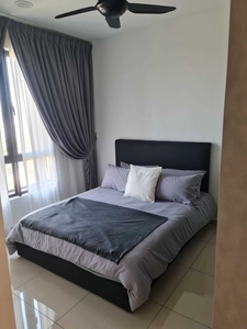 【Walking Distance to MRT】 Kenwingston Avenue 2 Rooms Fully Furnished with ID For Rent