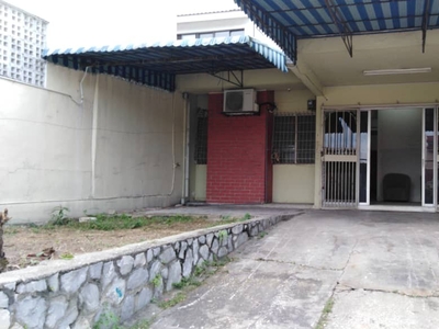 Well Maintained Gate n guarded ss1 single storey House
