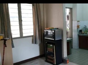 Apartment Pelangi Court Meru Klang
