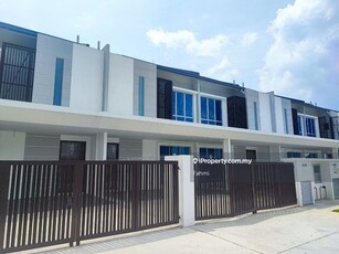 Brand New Double Storey Aralia Kota Bayuemas Klang