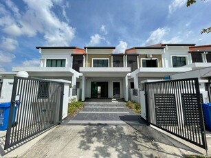 Freehold 2 Storey Terrace Fleita Alam Impian Shah Alam Original Condition