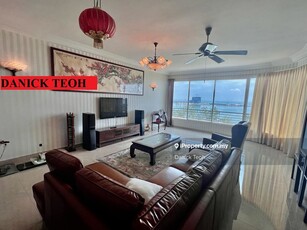 Gurney Beach 2674sf Seaview Condo Located in Gurney Drive, Georgetown