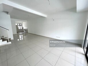 Original Unit / Gated And Guarded / Freehold / Non Bumi Lot