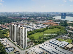 Puchong Freehold Condo & Direct Developer Unit w/partially furnished