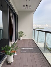 Stunning Seaview and Penang Bridge View! Spacious, Bright and Windy!
