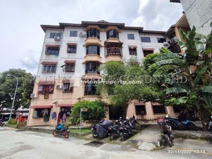 Apartment For Auction at Zapin Apartment