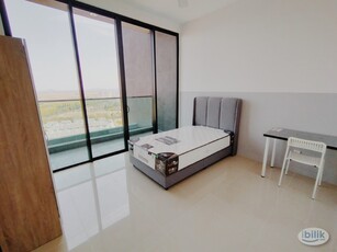 Fully Furnished Balcony Room For Rent at Evoke Residence, Seberang Perai,