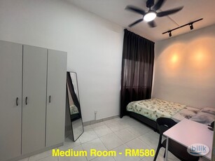 Fully Furnished Medium Room Queen Size Bed @ Youth City Residence @ Female Unit