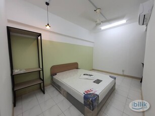 Master Room with Bathroom Rent D'Aman Crimson Near LRT, Kelana Jaya, Petaling Jaya