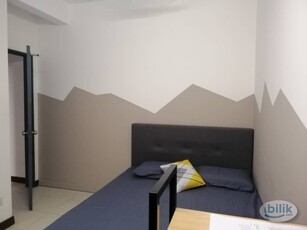 Medium Room Fully furnished room at Cova Villa, Kota Damansara