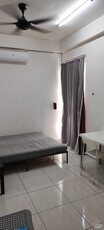 Middle room in BSP21 for rent