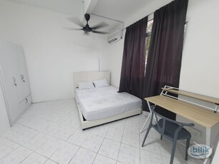 (Room for Rent) Middle Room@ Bayan Lepas