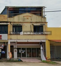Shop For Auction at Kampung Padang Landak