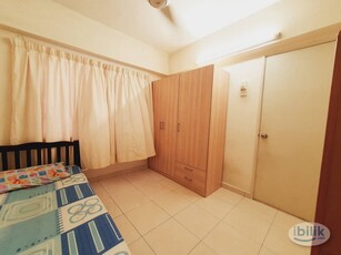 Single rooms available at Pelangi Apartment Mutiara Damansara For malay female only