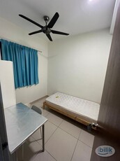 Small bedroom at lido, Cheras [10 min to MRT/Utilities All in/FEMALE UNIT]