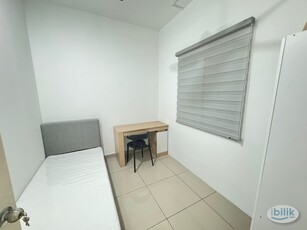 【Walk to LRT】Single Room with fully furnished