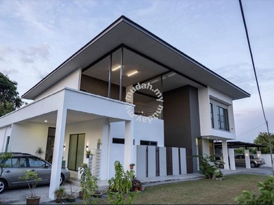 2 Storey Bungalow + Home Office