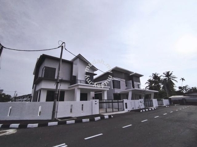 Double Storey Semi Detached at Taman Beruni Datuk Kumbar