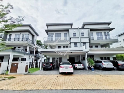 FULLY RENOVATED‼️ 2 Storey Semi D House Perdana Lake View Cyberjaya