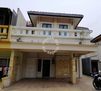 Semi D 2 Tingkat Desa Villa Merab berhampiran Putrajaya