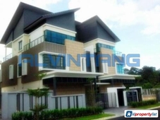 Semi-detached House for sale in Puchong