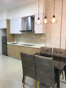 Brand new 2 bed fully can walk to mrt,my town,ikea