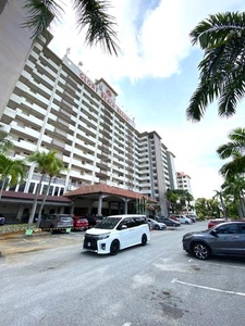 Corner lot, Level 3 condominium resort @Glory Beach Resort