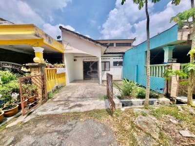 FACING OPEN Single Storey Terrace Taman Dengkil Jaya, Dengkil