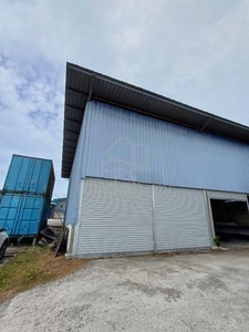 Kolombong | Jalan Kilang | Storage space (20'H)