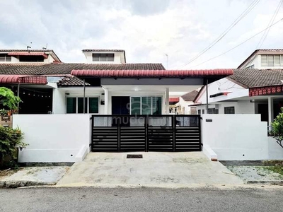 Pengkalan Station 18 InterCorner Move in Condition House
