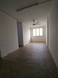 Sri Saujana Apartment, Georgetown for rent