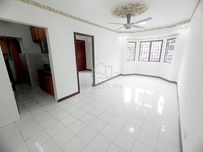 [TINGKAT 1, RENOVATED, END LOT] Apartment Impian Damansara Damai
