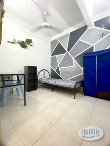BU 3 NEAR 1 UTAMAN Budget Room For Rent With Private Bathroom & Aircon Master-Room