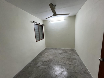 [CAT BARU] Apartment Selayang Mulia SEWA Batu caves BLOK A TINGKAT 3