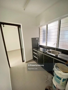 Desa Sri Swarna 2-Bedrooms 550sf Fully Renovated Kitchen Freehold