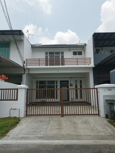Double Storey Gated & Guarded Taman Kempas Indah Johor Bahru For Rent