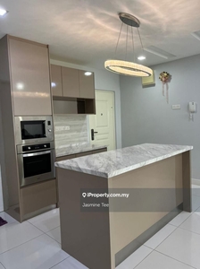 Fitted with quality fixtures and fittings unit at dpines condominium