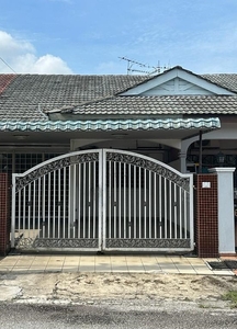 FOR RENT : Single Storey Terrace House | Sri Damansara (SD4) | Bandar Sri Damansara. Selangor