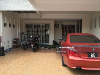 Freehold 3 Storey Superlink house for sale Ampang Taman Dagang Permai