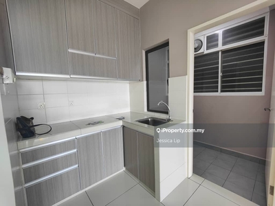 Keep well unit & Good condition & Renovated Unit. Low Downpayment
