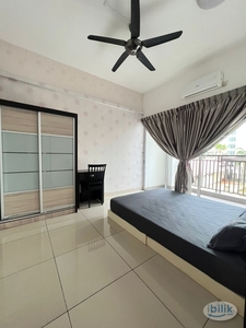 Middle Room at SuriaMas Suites, Johor Bahru