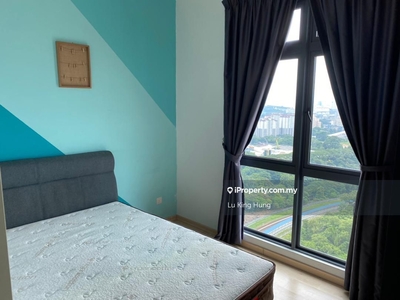 Parkhill Residence medium room with view near Apu, Lrt, Tpm for rent