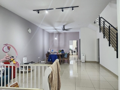 Partly Furnished | Renovated | 3 Storey (Intermediate) Seksyen 7, Bangi Avenue 3