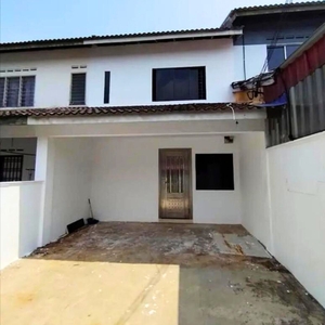 PULAI INDAH MEDIUM LOW COST HOUSE FOR SALE