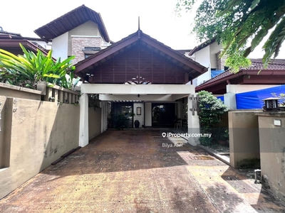 Renovated 2.5 Storey Terrace House Laman Sanur Seksyen 13 Shah Alam