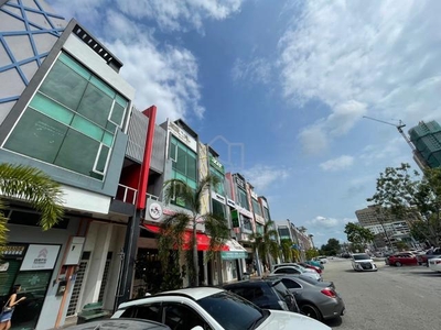 3 Sty Shop 2nd Floor Kota Laksamana Jaya Facing Main Road